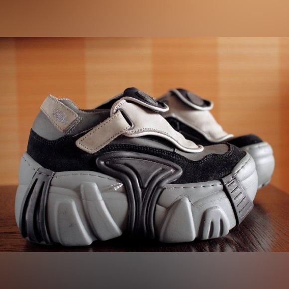 LOOKING FOR SWEAR LONDON SHOES - Picture 3 of 3